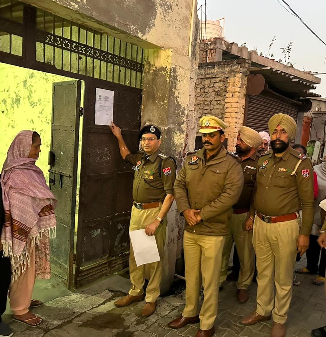 Property worth more than Rs 25 lakh of drug smuggler of Shermazra sealed